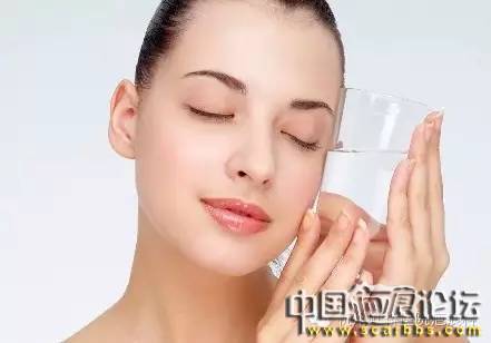 影響美觀的面部疤痕修復(fù)上的注意事項(xiàng)[tag]